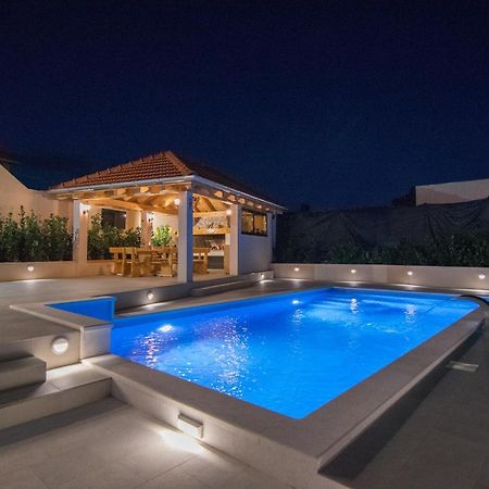Villa Milena With Heated Pool And Jacuzzi Kostanje 외부 사진