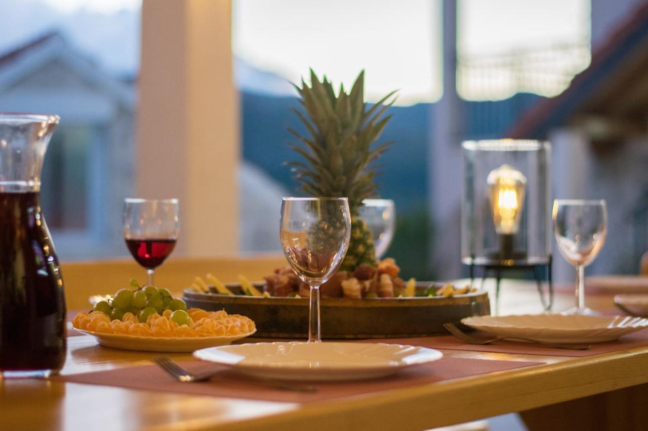 Villa Milena With Heated Pool And Jacuzzi Kostanje 외부 사진