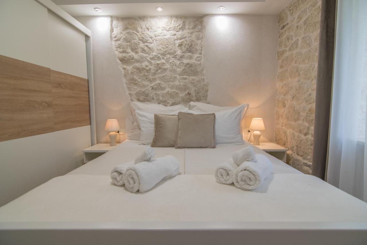 Villa Milena With Heated Pool And Jacuzzi Kostanje 외부 사진