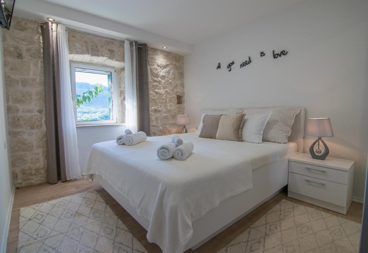 Villa Milena With Heated Pool And Jacuzzi Kostanje 외부 사진