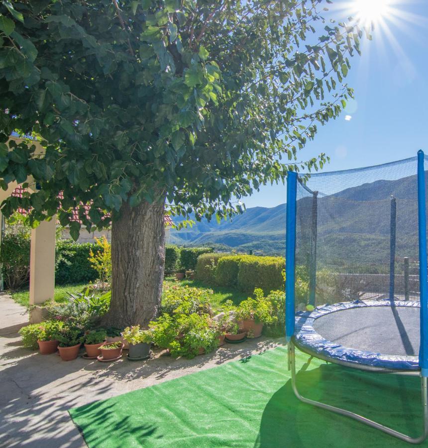 Villa Milena With Heated Pool And Jacuzzi Kostanje 외부 사진