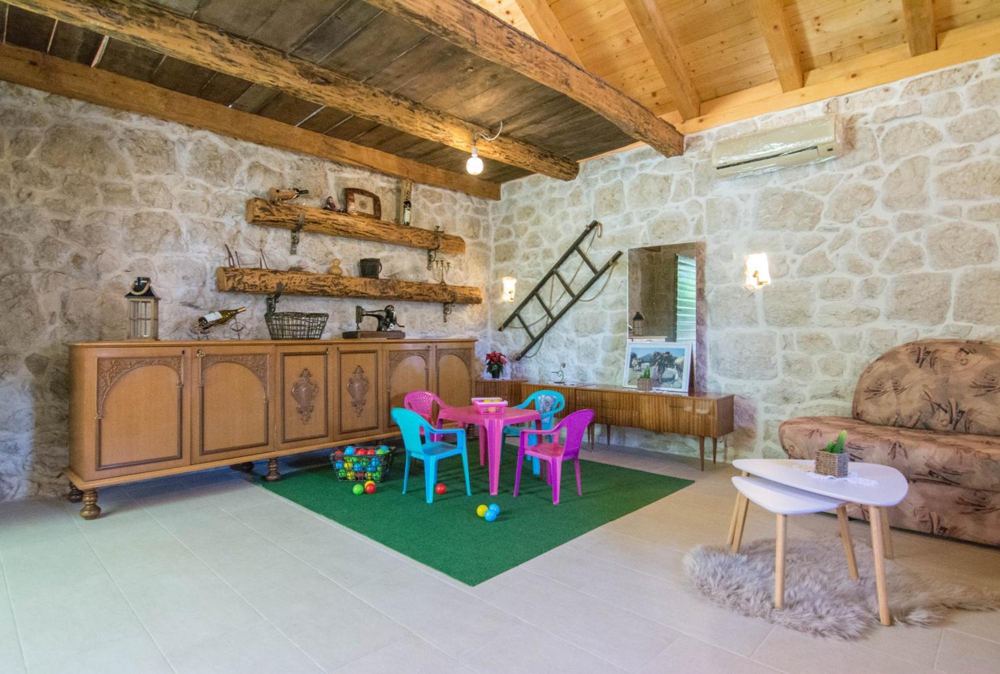Villa Milena With Heated Pool And Jacuzzi Kostanje 외부 사진